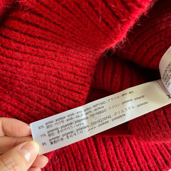 Cozy Red Zara Sweater Size Small - Picture 5 of 5